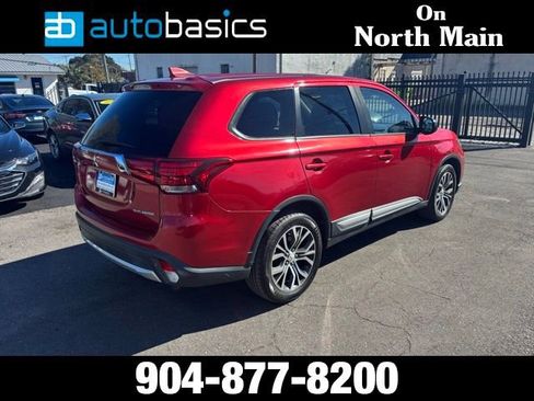 Used 2018 Mitsubishi Outlander ES image 6