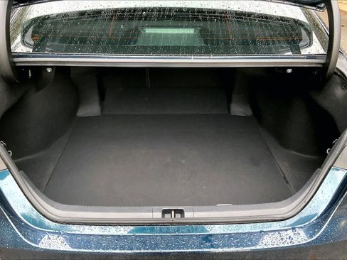 Used 2020 Toyota Camry XSE image 32