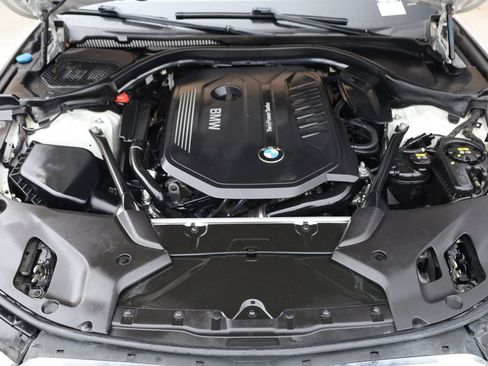 Used 2017 BMW 540i image 11