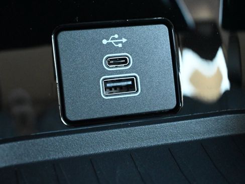 New 2025 Ford Mustang Mach-E Premium image 27