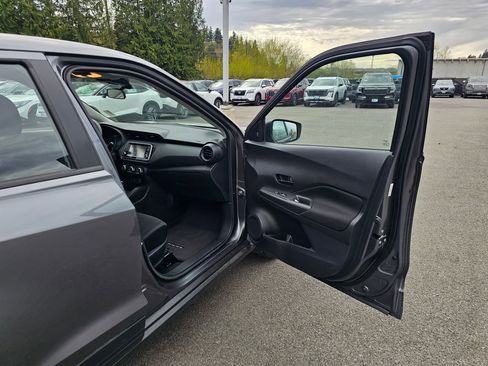 Certified 2024 Nissan Kicks S FWD image 25