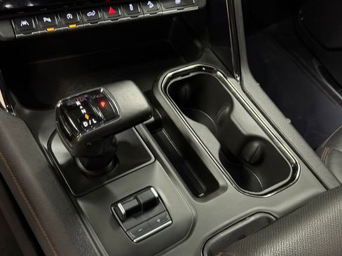 Certified 2023 GMC Sierra 1500 AT4 image 25