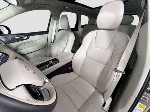 New 2026 Volvo XC60 T8 Ultra w/ Protection Package Premier AWD/4WD image 22