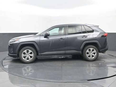 Used 2023 Toyota RAV4 LE FWD image 7