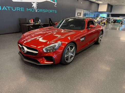 Used 2017 Mercedes-Benz AMG GT Coupe image 2