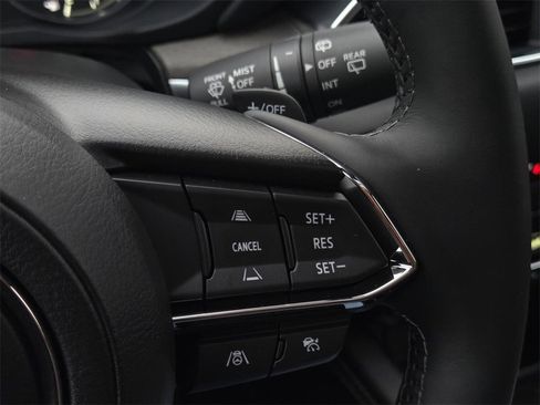 New 2025 MAZDA CX-5 Signature image 23