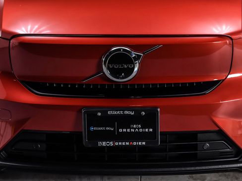 Used 2023 Volvo C40 P8 Recharge Plus AWD/4WD image 9