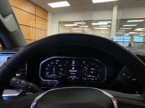 Used 2024 GMC Sierra 1500 Elevation image 14