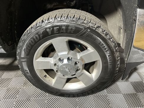 Used 2019 Chevrolet Silverado 2500 LT w/ All Star Edition AWD/4WD image 10