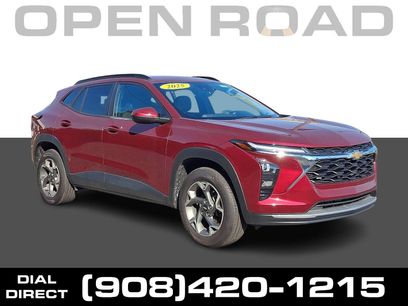 Used 2025 Chevrolet Trax LT