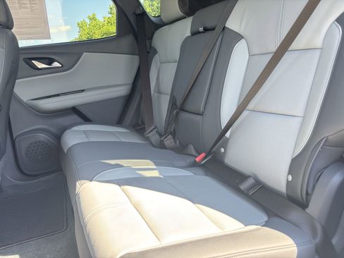 Used 2020 Chevrolet Blazer LT w/ Sound & Technology Package FWD image 22