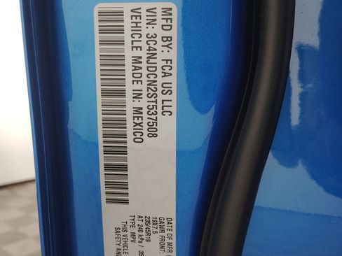 Used 2025 Jeep Compass Limited w/ Elite Group image 19