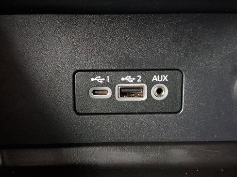 Certified 2023 Nissan Sentra SR w/ Midnight Edition Package image 12