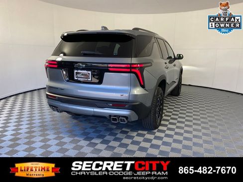 Used 2026 Chevrolet Traverse Z71 AWD/4WD image 7
