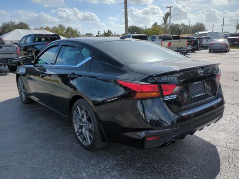 Used 2023 Nissan Altima 2.0 SR image 6