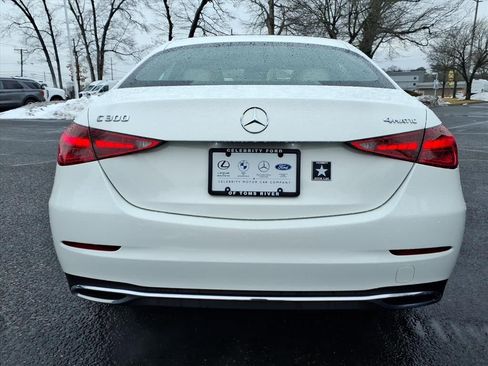 Used 2022 Mercedes-Benz C 300 4MATIC Sedan image 3