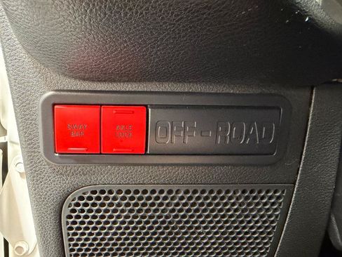 Used 2015 Jeep Wrangler Rubicon AWD/4WD image 13