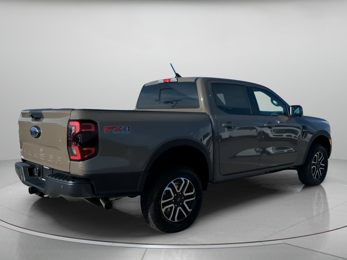 New 2026 Ford Ranger Lariat w/ FX4 Off-Road Package AWD/4WD image 31