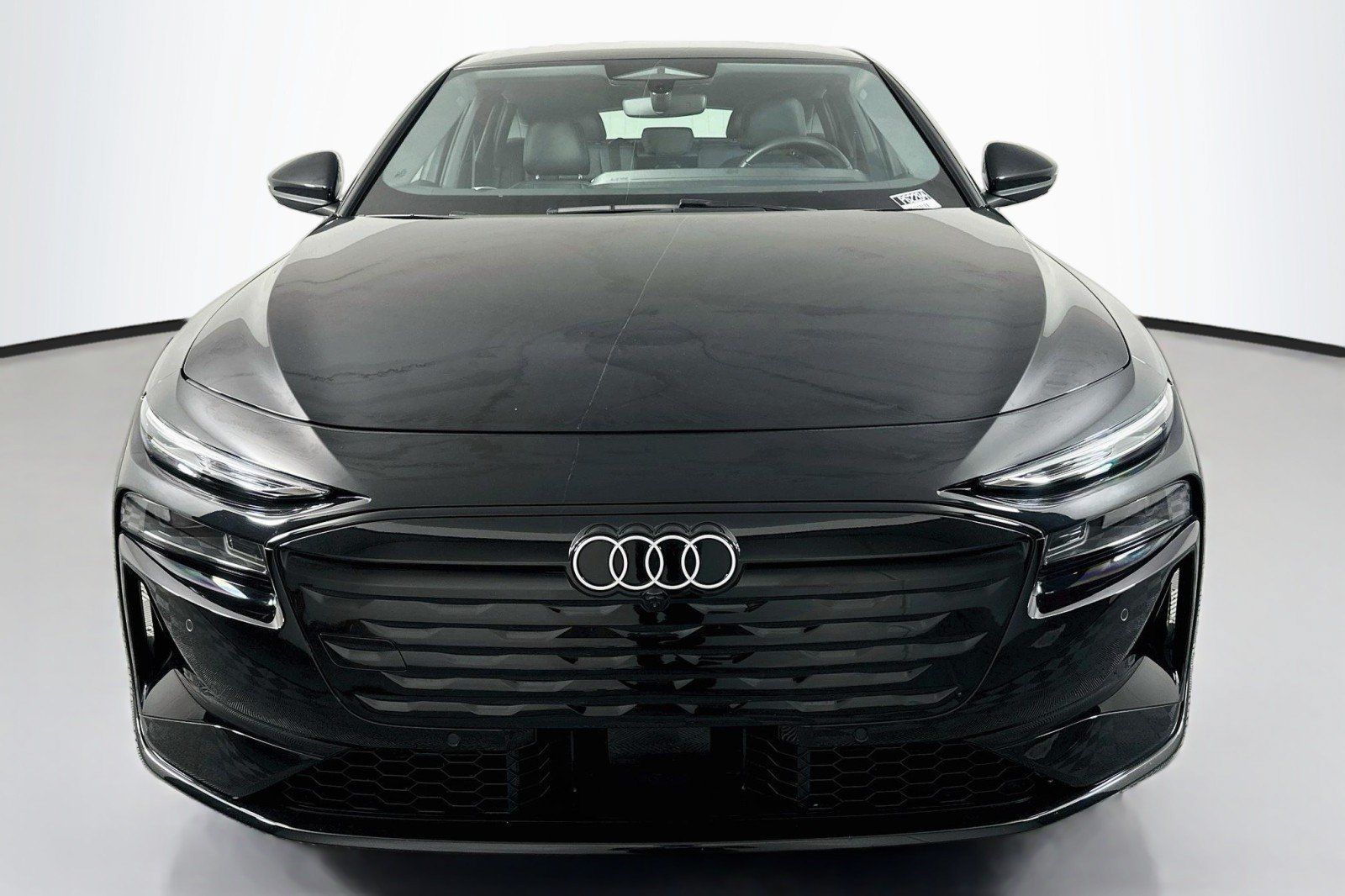 Used 2025 Audi A6 e-tron Premium w/ Ultra Package RWD image 2