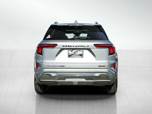 New 2026 GMC Terrain Denali w/ LPO, Floor Liner Package image 5