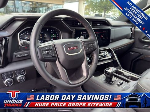 Used 2024 GMC Sierra 1500 AT4 w/ Technology Package AWD/4WD image 19
