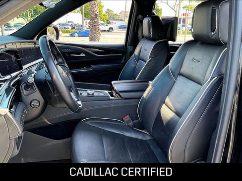 Certified 2023 Cadillac Escalade Sport w/ LPO, ONYX Package AWD/4WD image 10