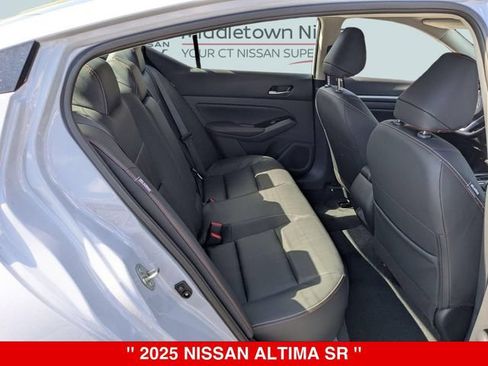 New 2025 Nissan Altima 2.5 SR w/ SR Premium Package FWD image 29