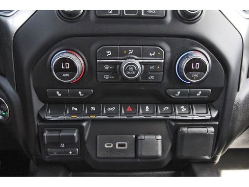 Used 2021 Chevrolet Silverado 1500 LT Trail Boss w/ Convenience Package II AWD/4WD image 28