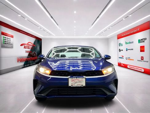 Used 2024 Kia Forte LXS w/ LXS Technology Package image 2