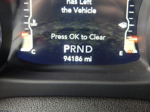 Used 2019 Jeep Wrangler Unlimited Sport S image 9