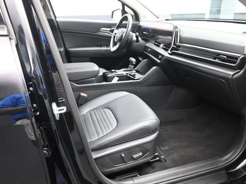 Used 2025 Kia Sportage SX FWD image 28