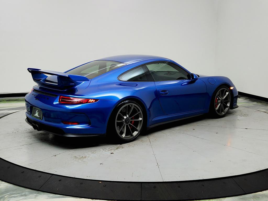 Used 2015 Porsche 911 GT3 RWD image 5