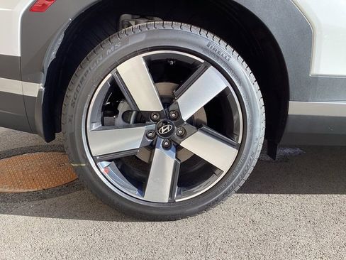 New 2026 Hyundai Santa Fe Limited image 9