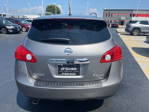 Used 2013 Nissan Rogue SL AWD/4WD image 8