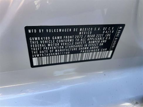 Used 2019 Volkswagen Golf SE image 7