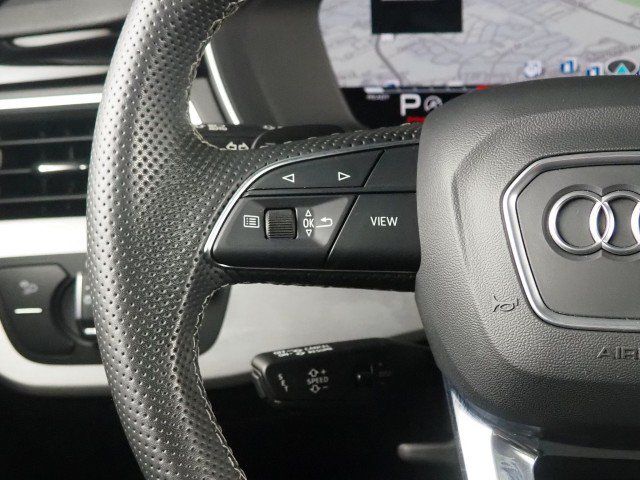 Used 2023 Audi A4 2.0T Prestige quattro S-Line w/ Prestige Package AWD/4WD image 19