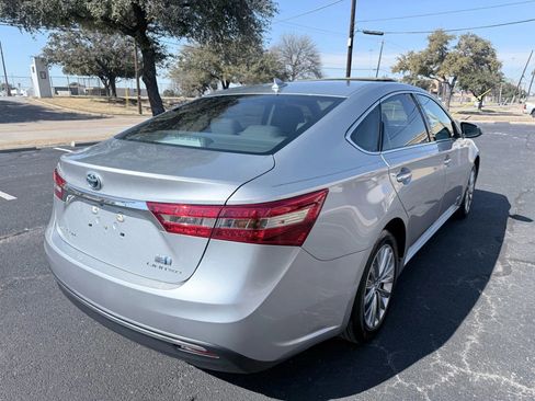 Used 2016 Toyota Avalon Limited image 5