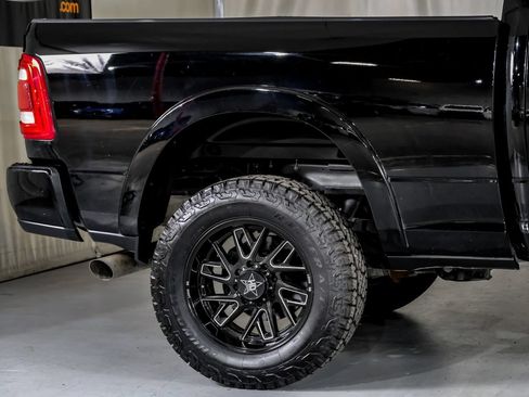 Used 2024 RAM 2500 Limited AWD/4WD image 6