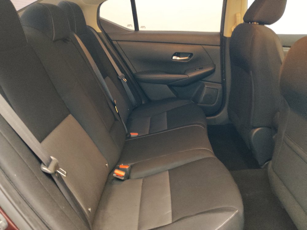 Used 2021 Nissan Sentra SV FWD image 19