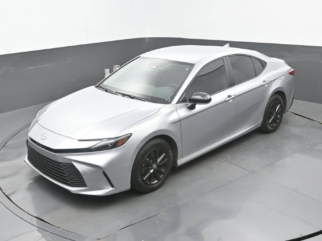 Used 2026 Toyota Camry LE w/ Convenience Package FWD image 16