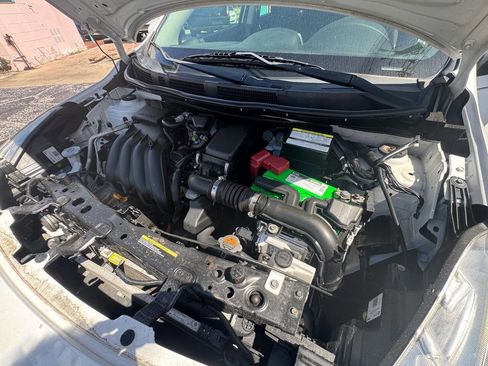 Used 2018 Nissan Versa SV image 21