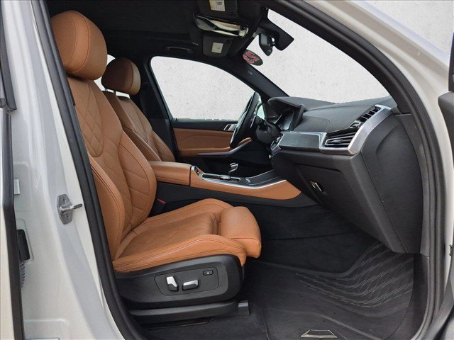Used 2023 BMW X5 sDrive40i w/ M Sport Package RWD image 19