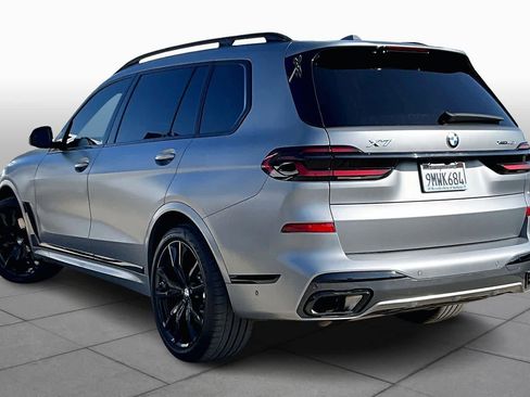 Used 2025 BMW X7 xDrive40i w/ M Sport Package image 12