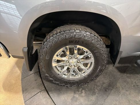 Used 2019 Chevrolet Silverado 1500 LT w/ All-Star Edition image 37