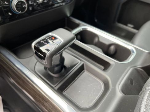 Used 2025 Chevrolet Silverado 1500 LT Trail Boss w/ LT Trail Boss Premium Package AWD/4WD image 45