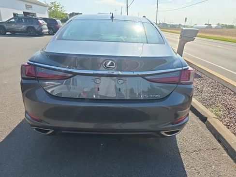 Used 2024 Lexus ES 350 w/ Premium Package FWD image 6