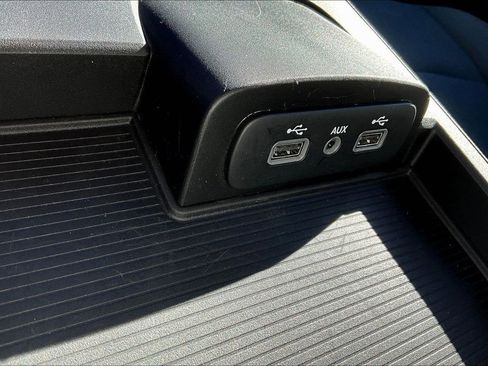 Used 2023 RAM 1500 Classic SLT w/ Trailer & Traction Group image 32