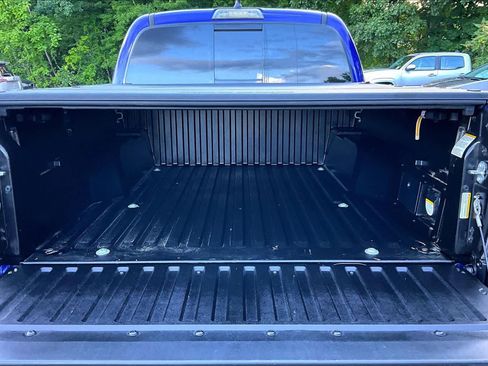Certified 2023 Toyota Tacoma TRD Sport w/ TRD Premium Sport Package AWD/4WD image 31