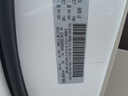 Used 2017 Chrysler Pacifica Touring Plus FWD image 34