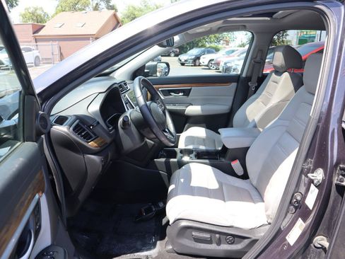 Used 2018 Honda CR-V Touring image 18